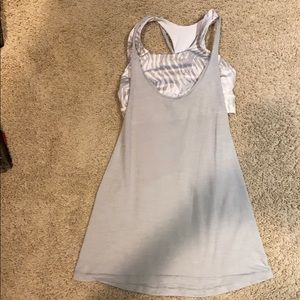 Lululemon workout top